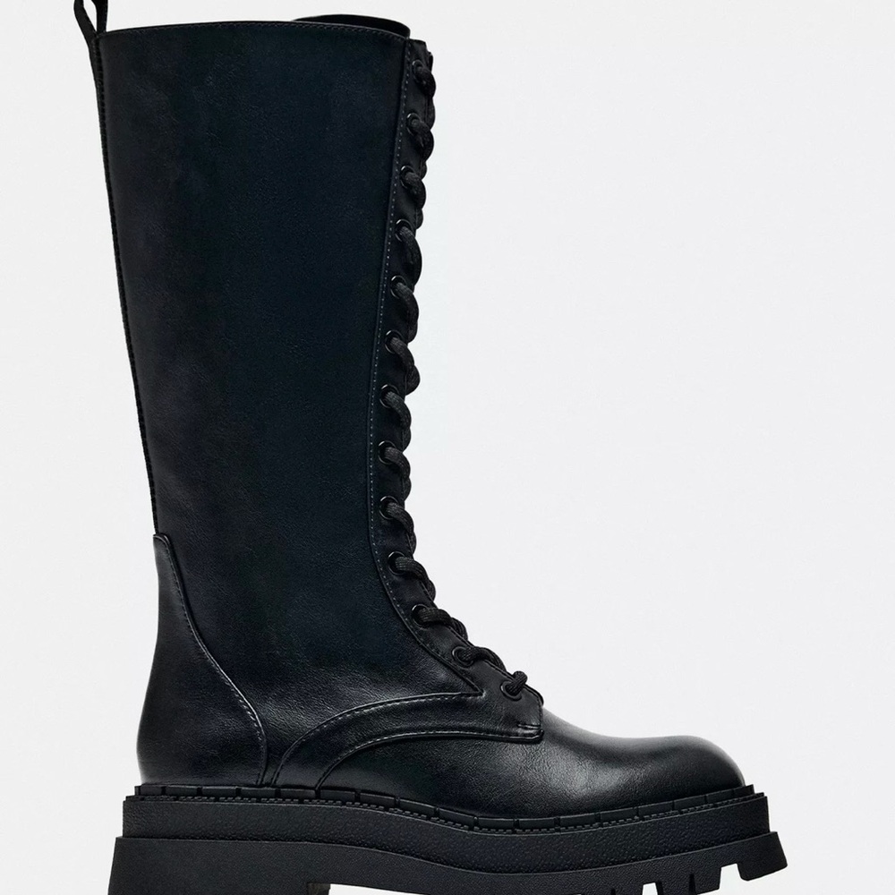 Zara Black chunky Lace-Up Women's Boots